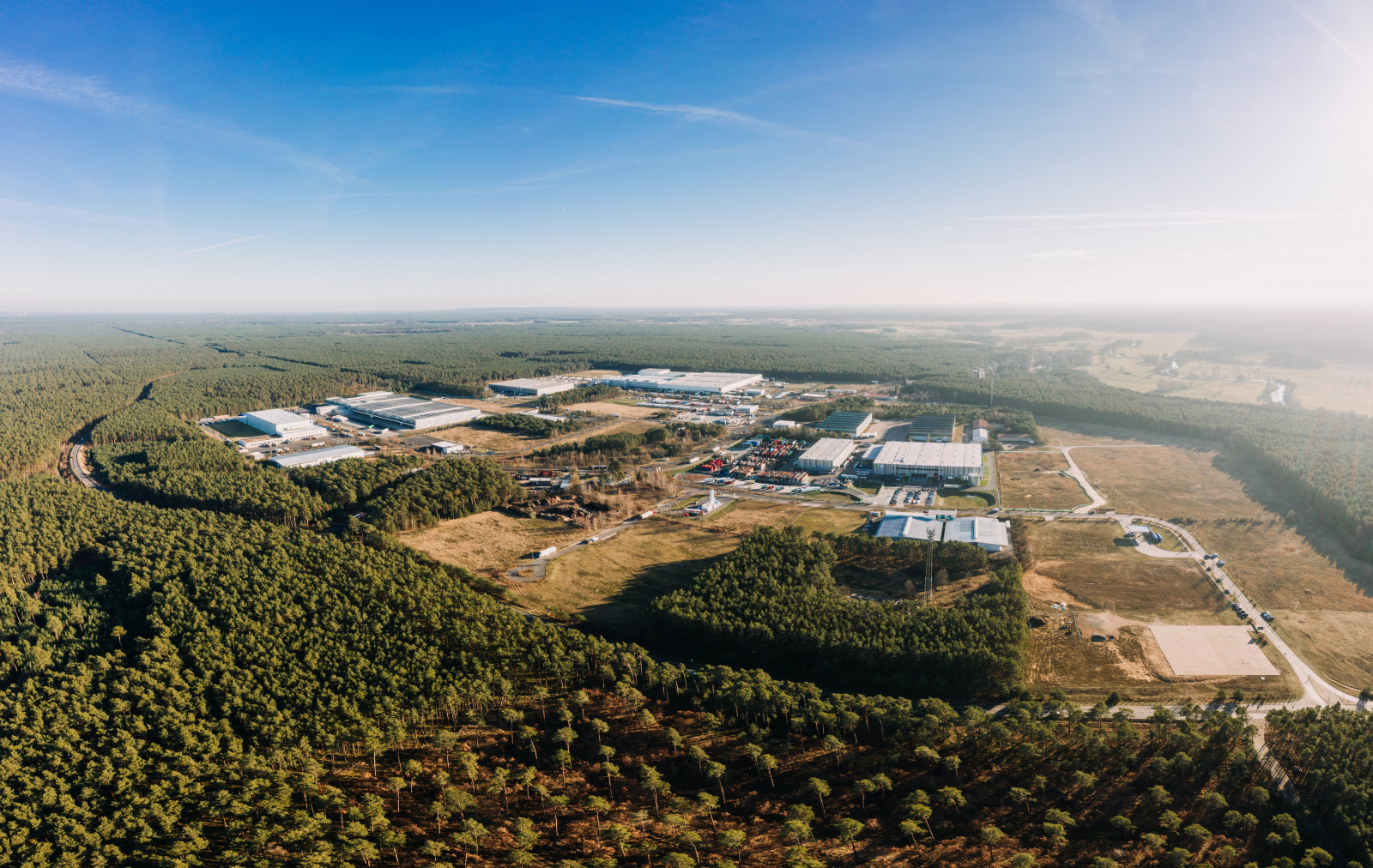 Foto von der TESLA Gigafactory in Grünheide (Mark)