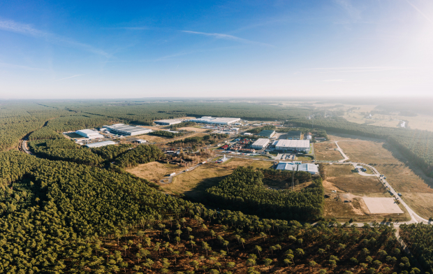 Foto von der TESLA Gigafactory in Grünheide (Mark)