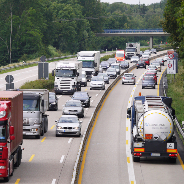Entwicklung eines web-basierten Verkehrsanalyse-Systems